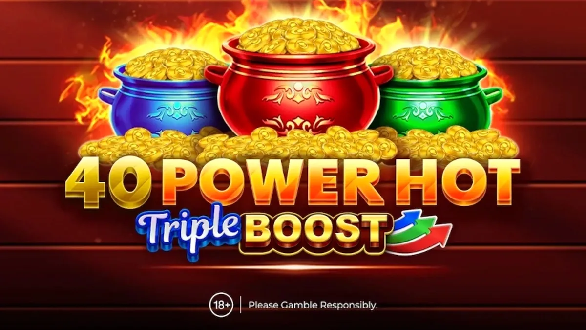 Interface do jogo 40 Power Hot Triple Boost com símbolos clássicos e design vibrante.